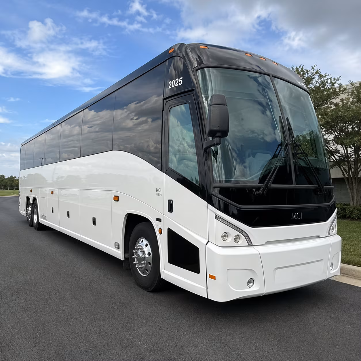 charter buses for fullerton brewery and winery tours
